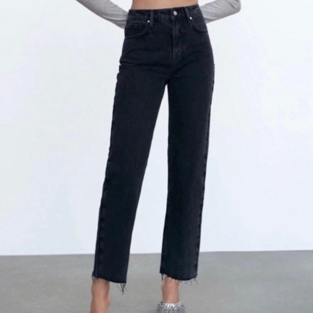 Zara High Waisted Black Frayed Hem Jeans